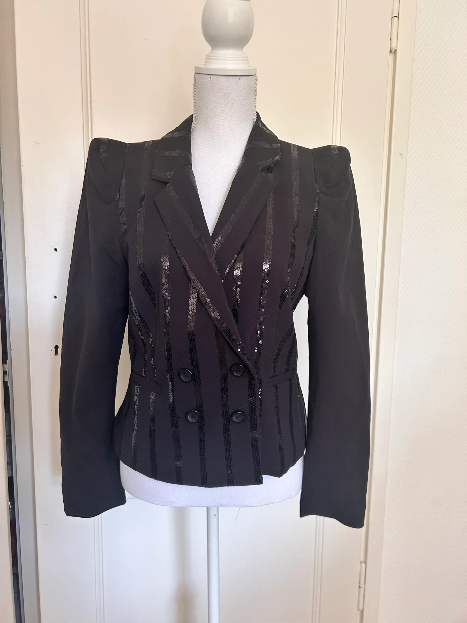 H&M Zwart Blazer Pofmouwen Pailletten Pinstripe – Maat 42 valt als S / M